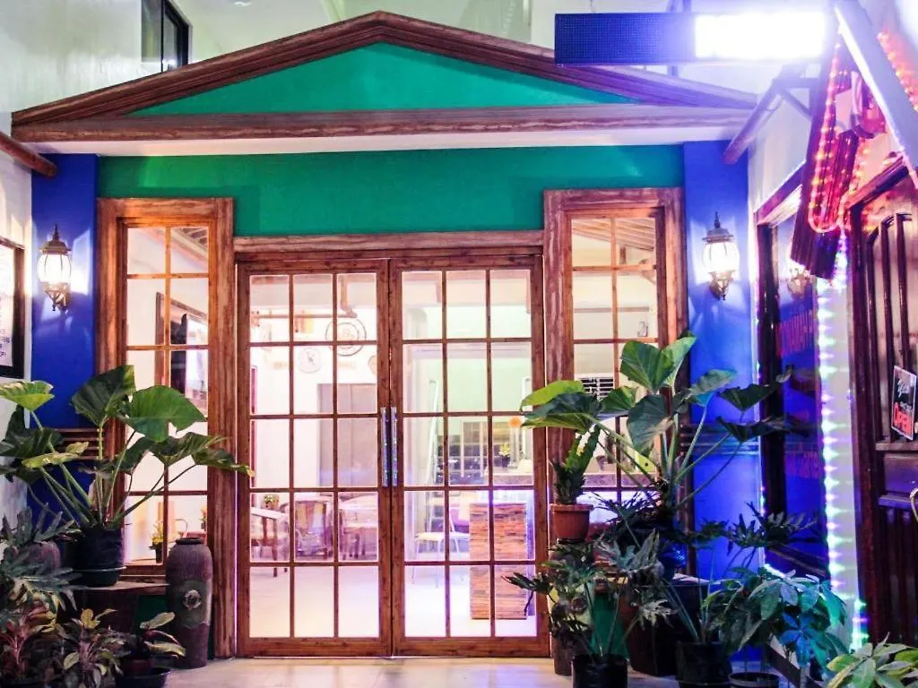 Time Travellers Hotel Manila