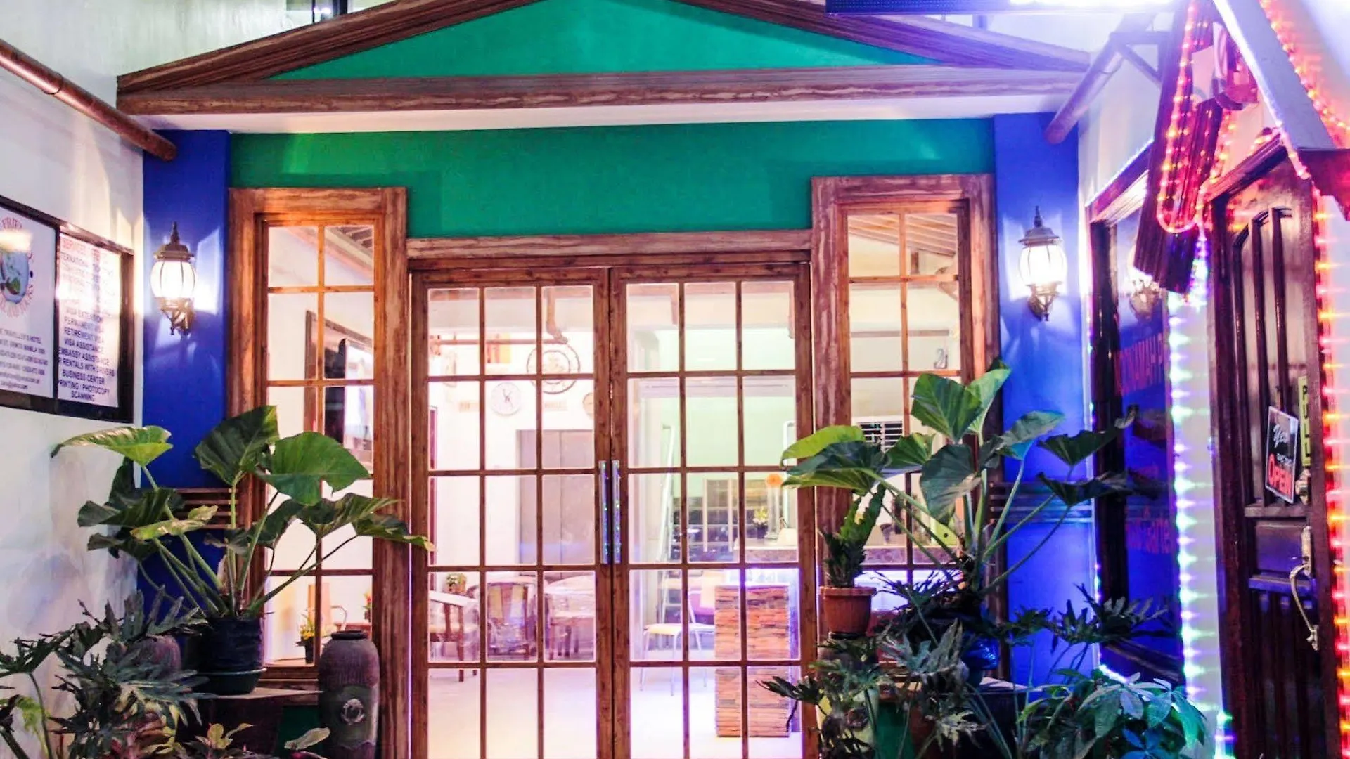 Time Travellers Hotel Manila
