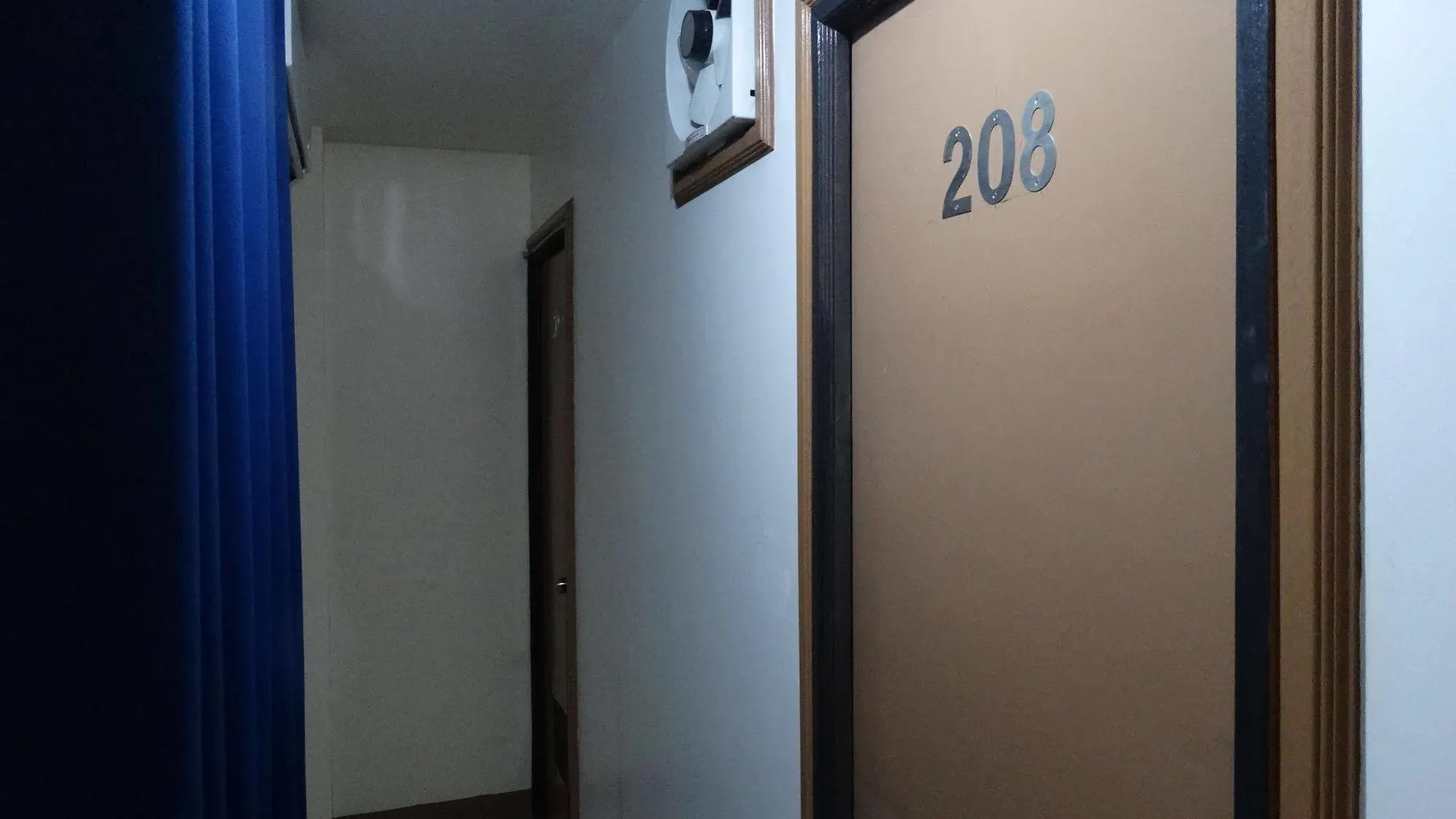 Time Travellers Hotel Manila 2*,